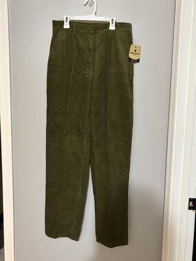 NWT Woolrich Women’s Green Country Corduroy Pants Size 10